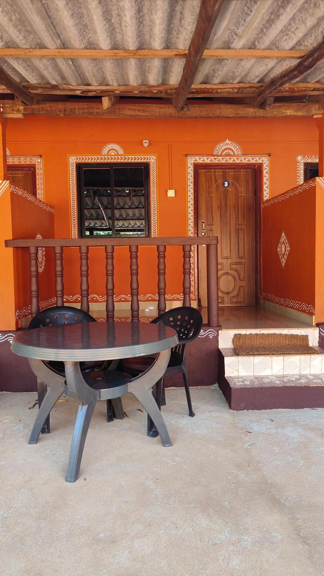 Swasthi Stay Gokarna  Luaran gambar