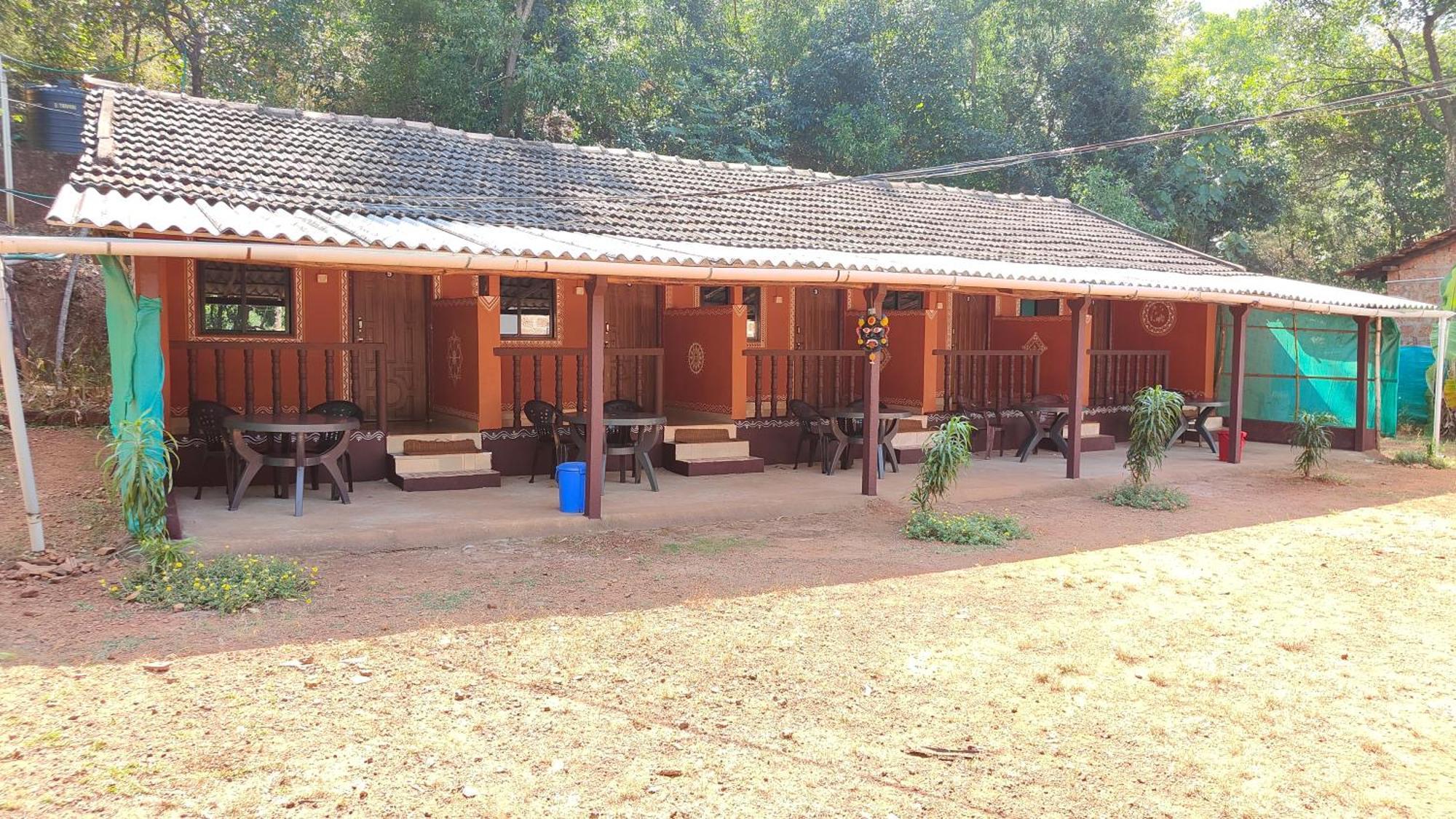 Swasthi Stay Gokarna  Luaran gambar